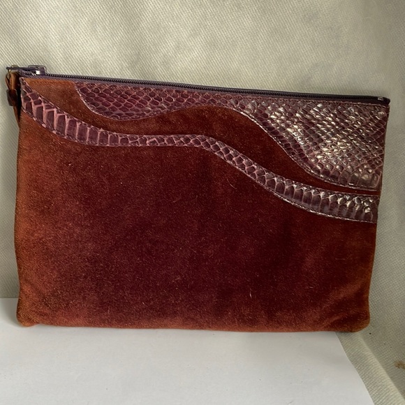 Vintage designer Ruth Saltz suede clutch - Picture 2 of 12